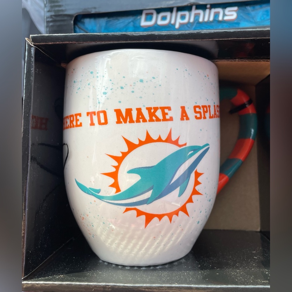 NWT NFL - Picture 5 of 7